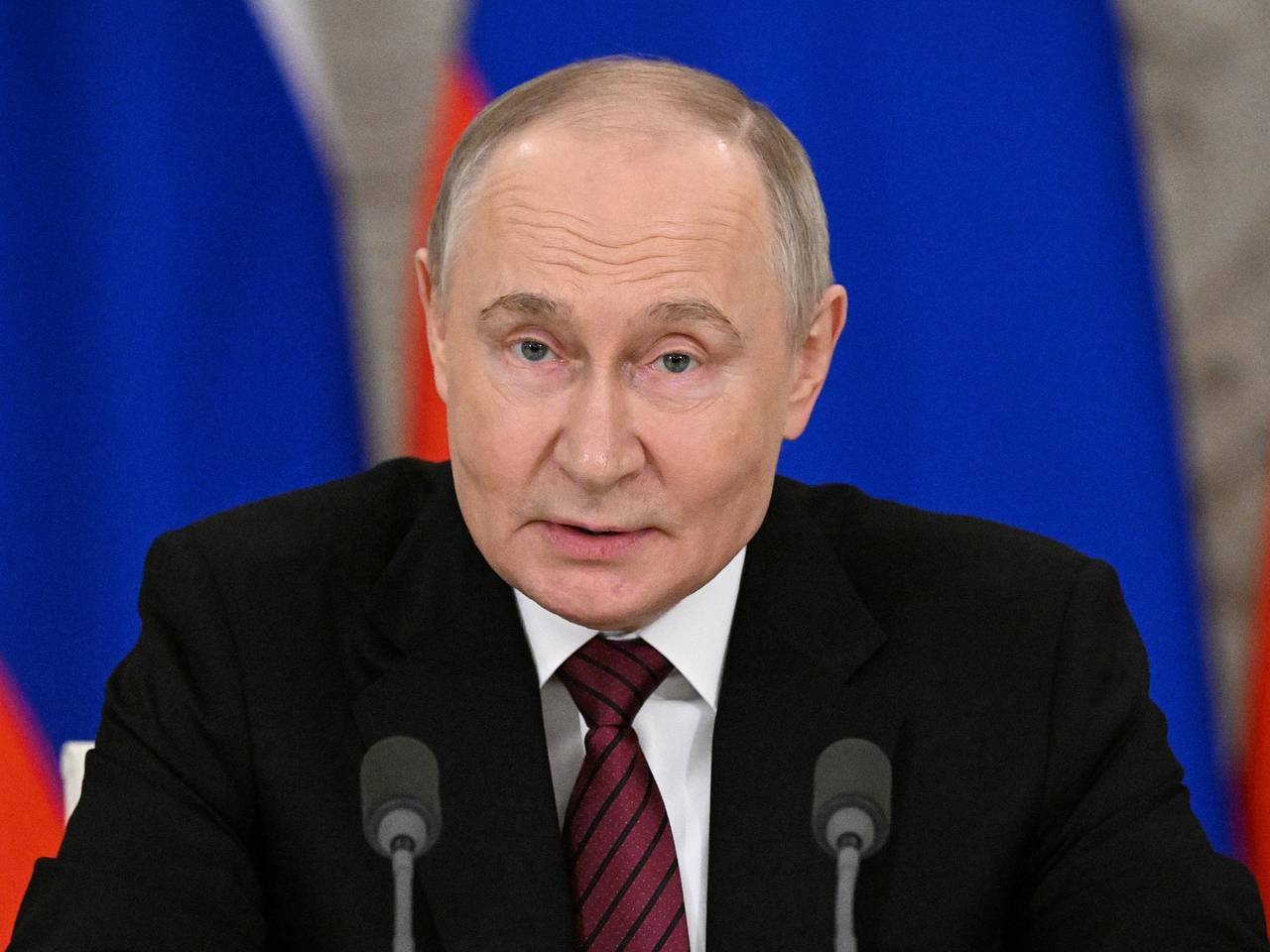 В Кремле раскрыли подробности о совещании Путина до отъезда делегации в Стамбул В Кремле раскрыли подробности о совещании Путина до отъезда делегации в Стамбул