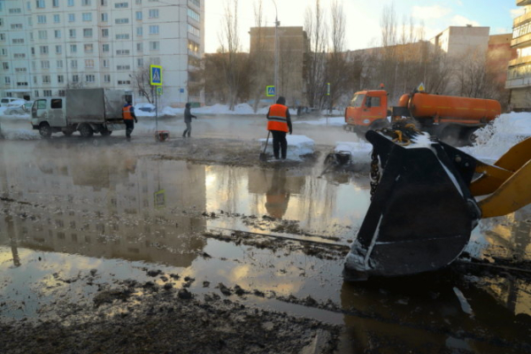 ФОТОБАНК. Как устраняли последствия январского потопа в Новосибирске?