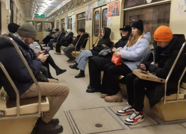 МТС: новосибирское метро полностью оснащено скоростным LTE-интернетом