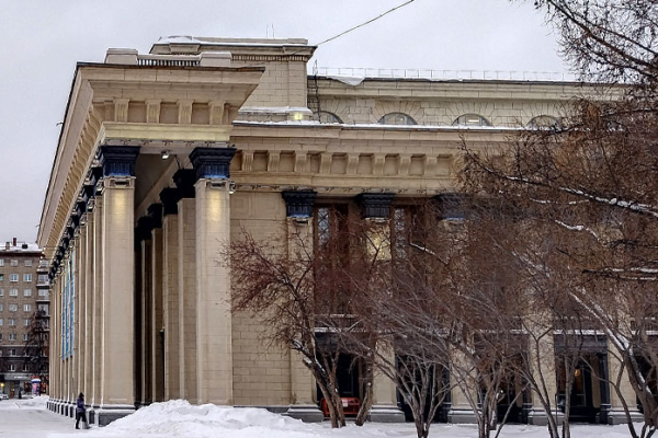 НОВАТ не стал отменять спектакли в Новосибирске после теракта в «Крокус Сити Холле»