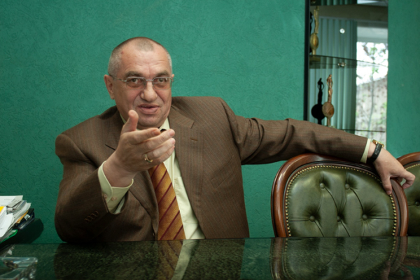 Новосибирский депутат Заксобрания продал бизнес холдингу «Химметалл»