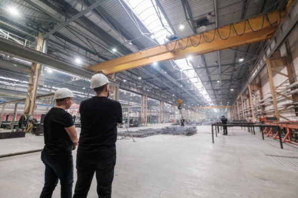 Новосибирский завод ускорил выпуск ЖБИ в рамках нацпроекта