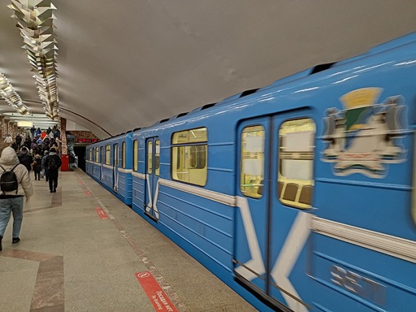 Проезд в новосибирском метро подорожает до 35 рублей в декабре