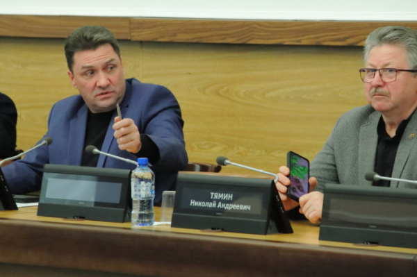 «Рухнет или не рухнет?»: депутаты и представители мэрии Новосибирска обсудили судьбу станции «Спортивная»