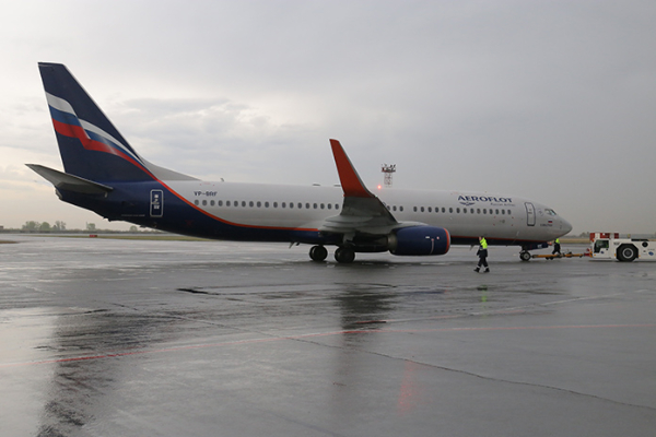 Самолет «Аэрофлота» с выпущенными закрылками экстренно сел в аэропорту Барнаула