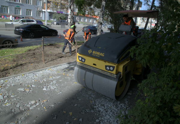 В Новосибирске на ремонт тротуаров потратят 300 млн рублей